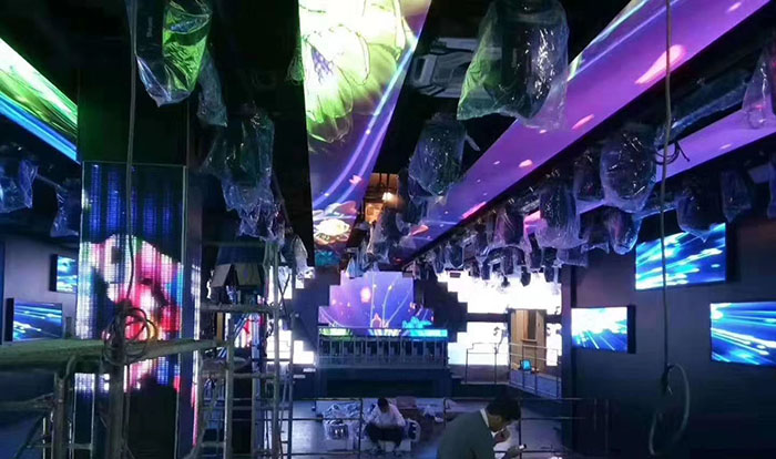 廣西北海戶內(nèi)P4LED顯示屏酒吧項(xiàng)目案例