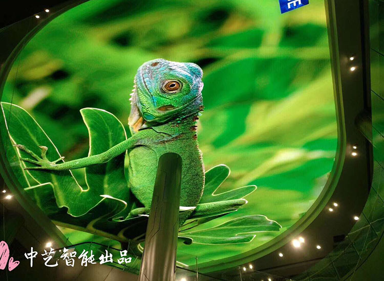 中藝智能LED顯示屏助力打造南陽高品質(zhì)商業(yè)綜合體